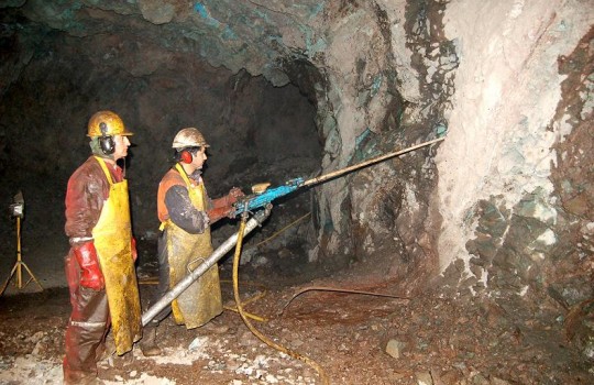 Pequeos mineros piden aprovechar alza en precio del cobre y colocar produccin a precio futuro