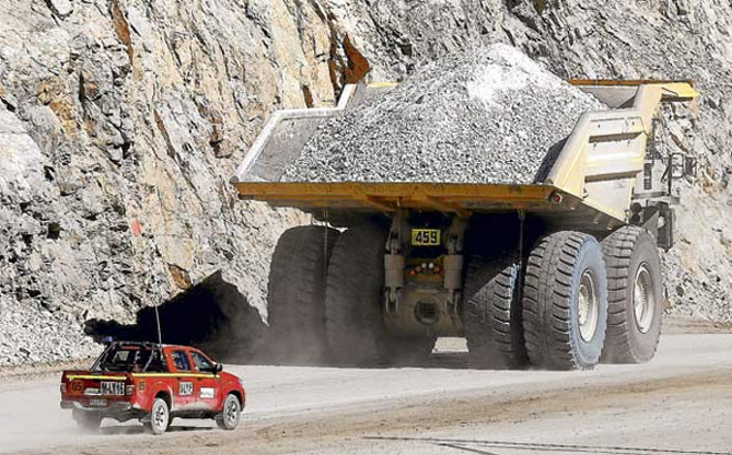 Ley Rep: Minera deber reciclar 100% de los neumticos a 2026