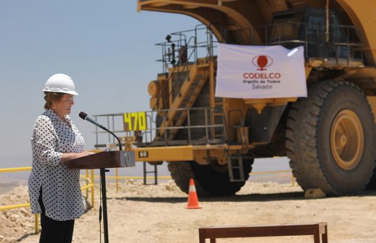 Bachelet promulga Ley de Capitalizacin de Codelco