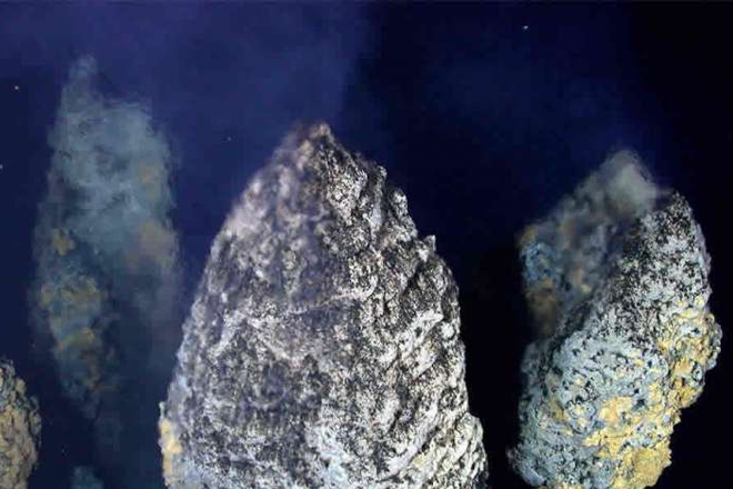 Minera en el mar: ndulos que contienen cobre