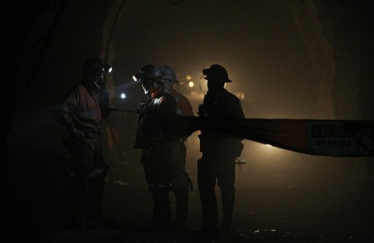 Sindicatos de puertos, cobre y forestales paran hoy en protesta contra la reforma laboral